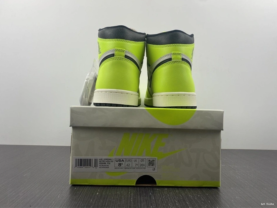 Retro 1 Volt 555088-702 OG Jordan Visionaire High Air 1111